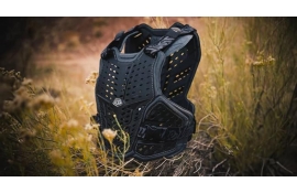Дитячий захист тіла TLD ROCKFIGHT CE FLEX CHEST PROTECTOR [WHITE] YOUTH