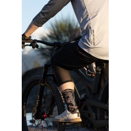 Носки TLD Camo Signature Perf-ce Sock [BLk] SM/MD (5-9)