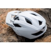 Вело шолом TLD FLOWLINE SE HELMET; TROOPER [MIST] XS/S
