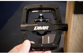 Педалі DMR Versa pedal extrusion CNC (Black) Педалі DMR Versa pedal extrusion CNC (Black)