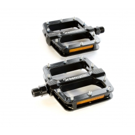 Педалі Green Cycle GPD-M402, алюм. зі стальними шипами, кулькові підшипн., вісь 9/16" бориста сталь