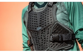 Захист тіла TLD ROCKFIGHT CE FLEX CHEST PROTECTOR [BLACK] XS/SM