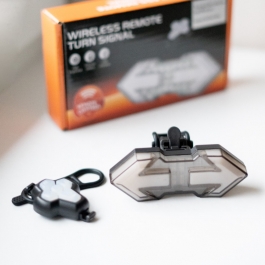 Заднє світло H040 з поворотами акум.500mAh, type-C