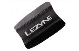 Захист пера Lezyne SMART CHAINSTAY PROTECTOR L чорний Захист пера Lezyne SMART CHAINSTAY PROTECTOR L чорний