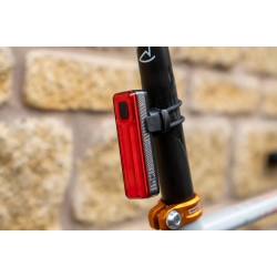  Moon Helix Max: Потужність та Функціональність у Мініатюрному Корпусі — Огляд